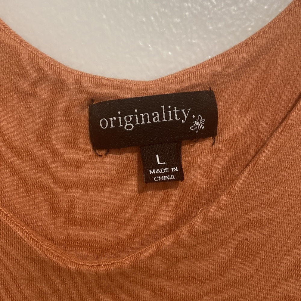 Crop -ish top orange - Picture 2 of 2